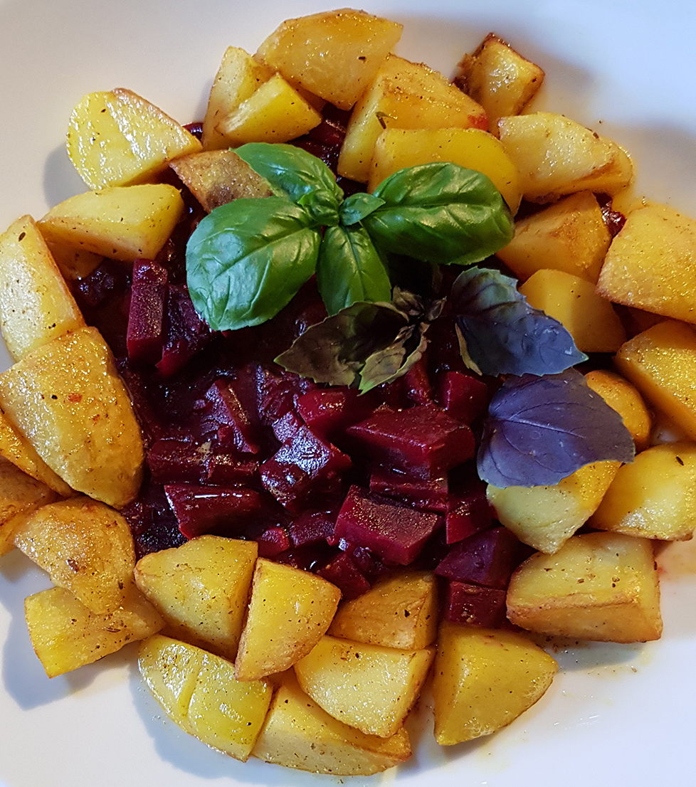 Rote Bete à la Bourguignonne mit gebratenen Kartoffeln (vegan) - Veggie ...